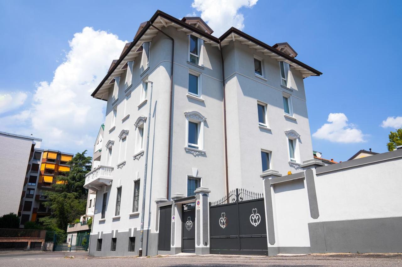 Villa Tosati 몬차 외부 사진